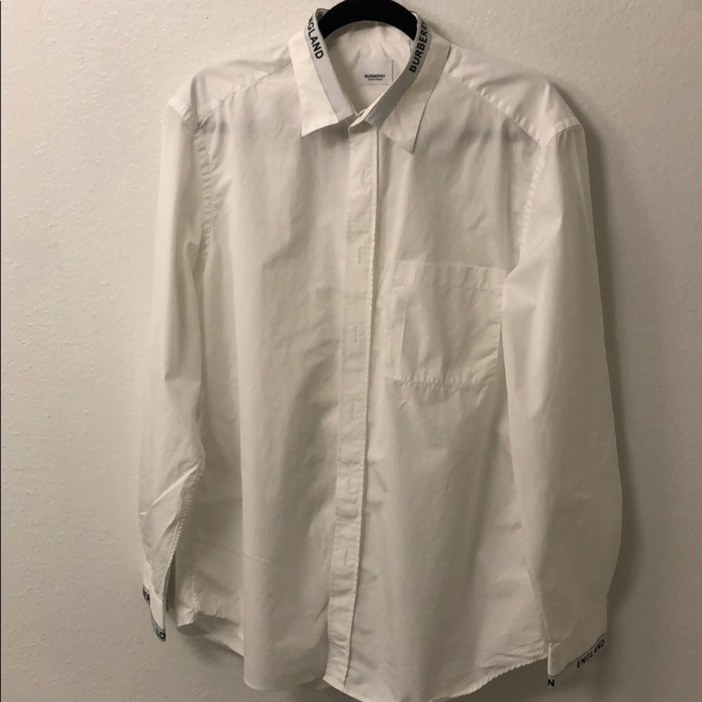 Never Worn It. - image 2